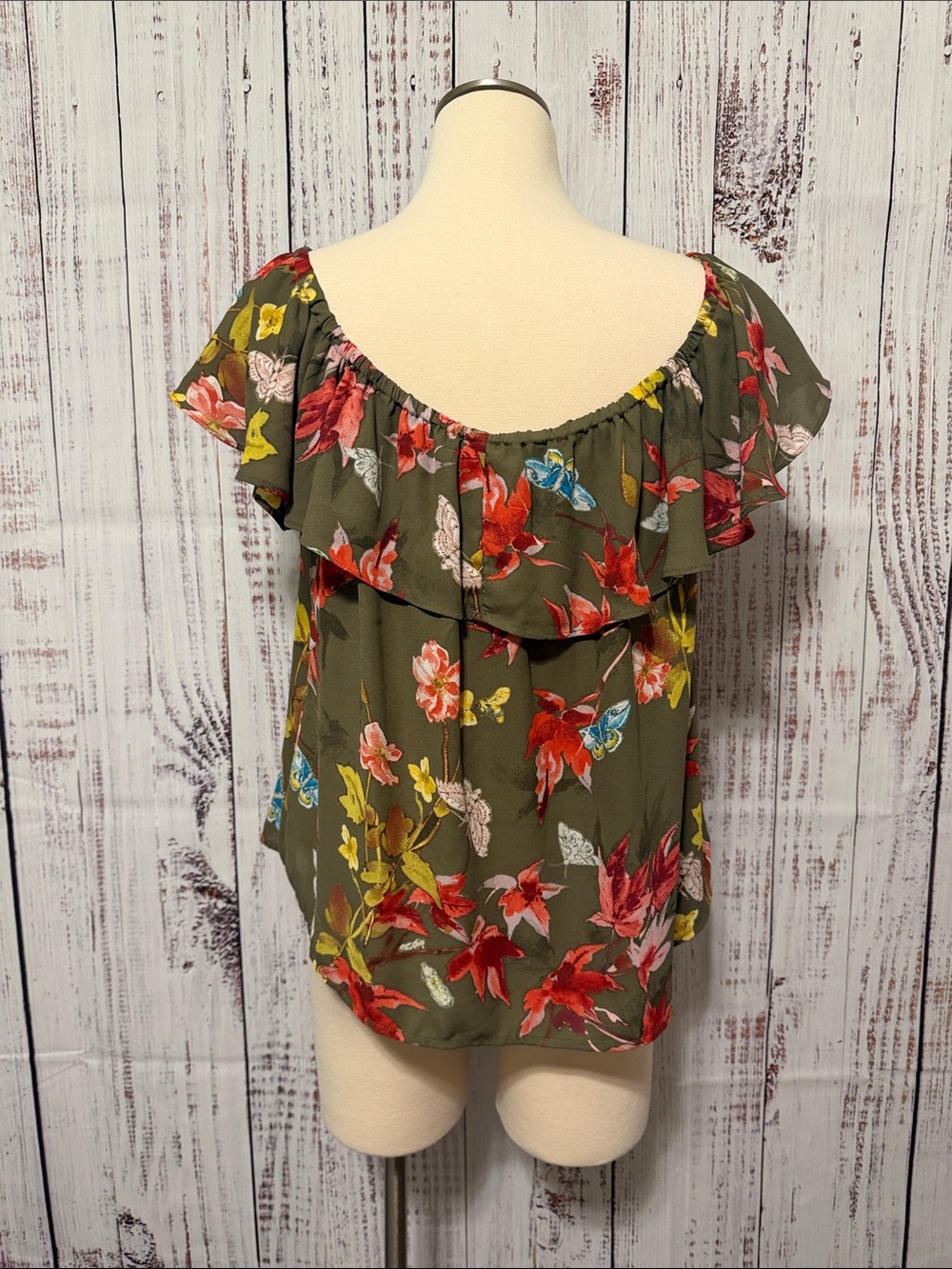 Maeve by Anthropologie Olive Cold-Shoulder Floral & Butterfly Ruffle Top - Picture 3 of 7